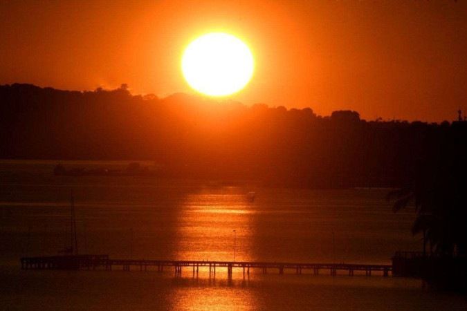 A Organização Meteorológica Mundial (OMM) estabelece que uma onda de calor ocorre quando as temperaturas máximas diárias ultrapassam em 5°C ou mais a média mensal durante, no mínimo, cinco dias consecutivos - (crédito: Ed Alves/CB/D. A Press)