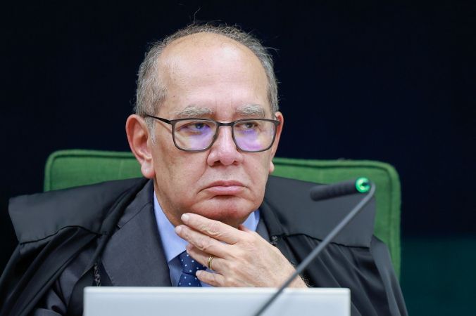 Mendes argumentou que o atual sistema político brasileiro carece de um formato bem definido