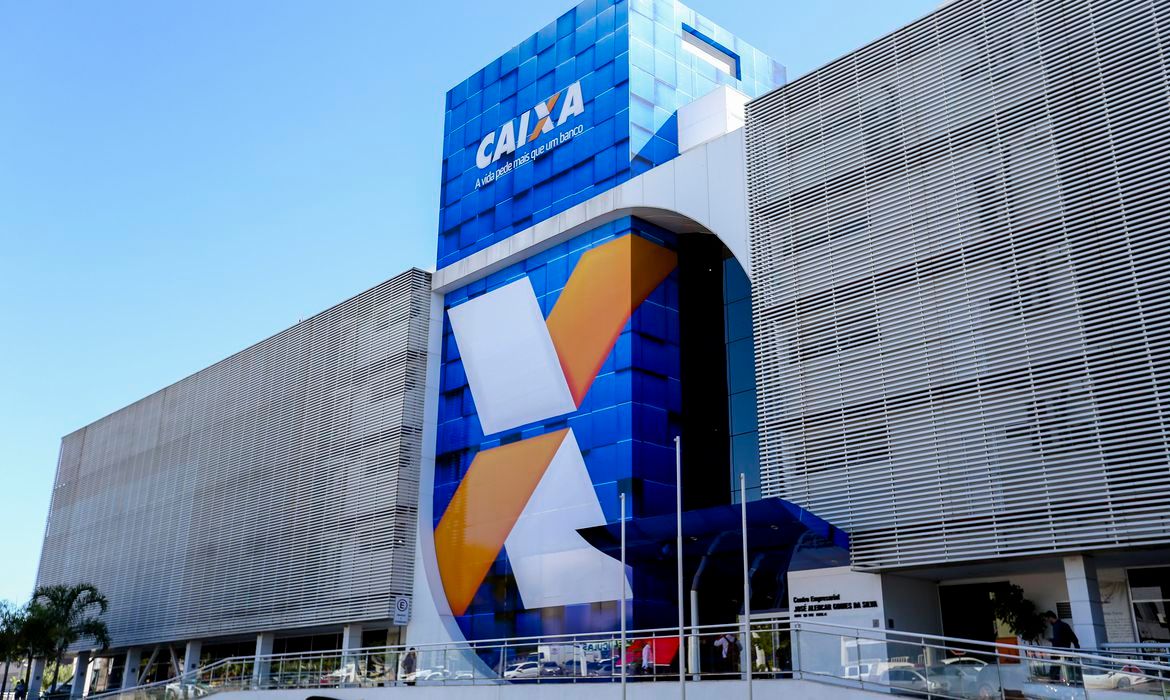 Caixa Econômica vai reduzir financiamentos da casa própria em novembro.jpg