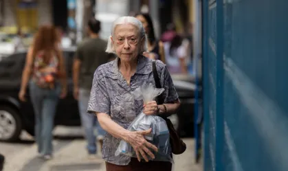Fernanda Montenegro vive a protagonista do longa  • Reprodução/Globoplay