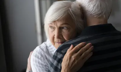 Identificação precoce do Alzheimer melhora perspectivas de tratamento  • Freepik