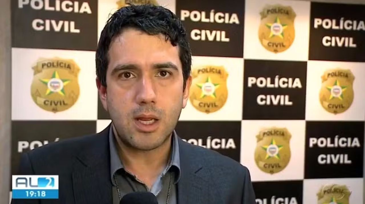 Delegado Daneiel Mayer foi preso pela Polícia Federal em Alagoas — Foto: Reprodução/TV Gazeta