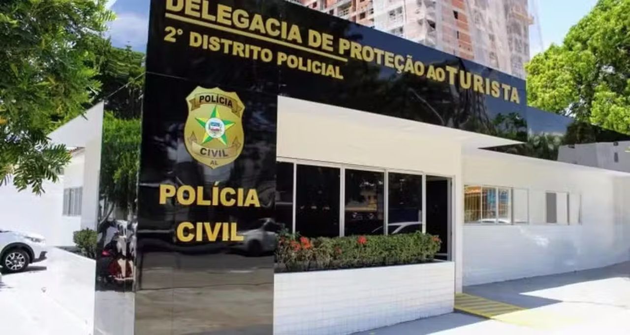 Mulher é presa suspeita de ser 'falsa corretora' e aplicar golpes em AL — Foto: Reprodução/PC-AL