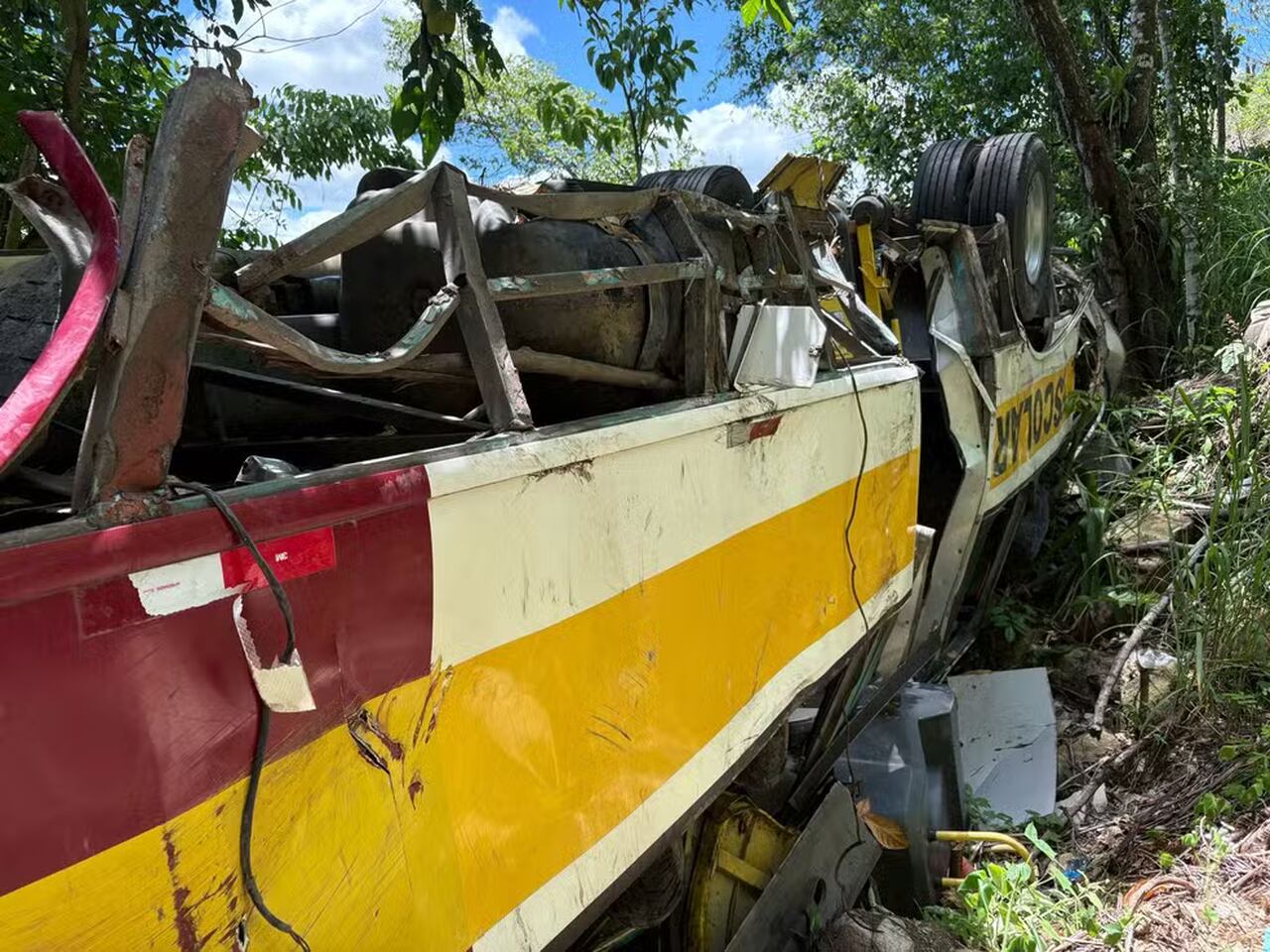 Acidente na Serra da Barriga matou 20 pessoas — Foto: Silas Emanuel/TV Gazeta